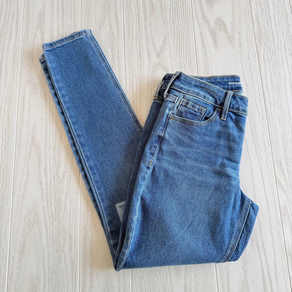 Old Navy Rockstar Super Skinny Jeans Women’s 4 Mid Rise Kamila NWT - Picture 2 of 7